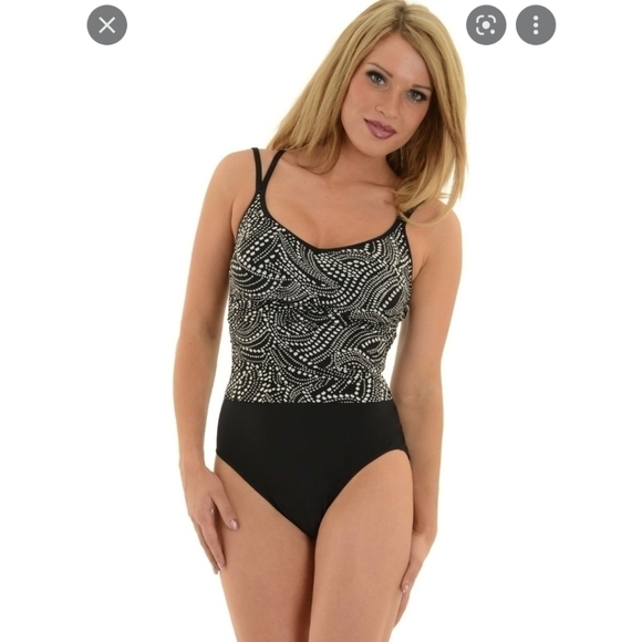 MIRACLESUIT Swimwear 1 Piece Swimsuit - Picture 1 of 10